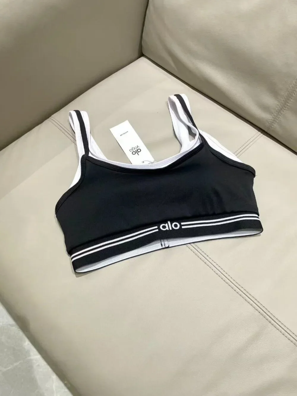 ALO Style Black & White Sports Set